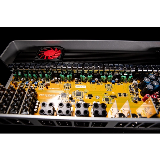Mosconi PRO 8/30 DSP 8-kanałowy wzmacniacz samochodowy Hi-End z z 12-kanałowym procesorem DSP Hi-End Car Audio